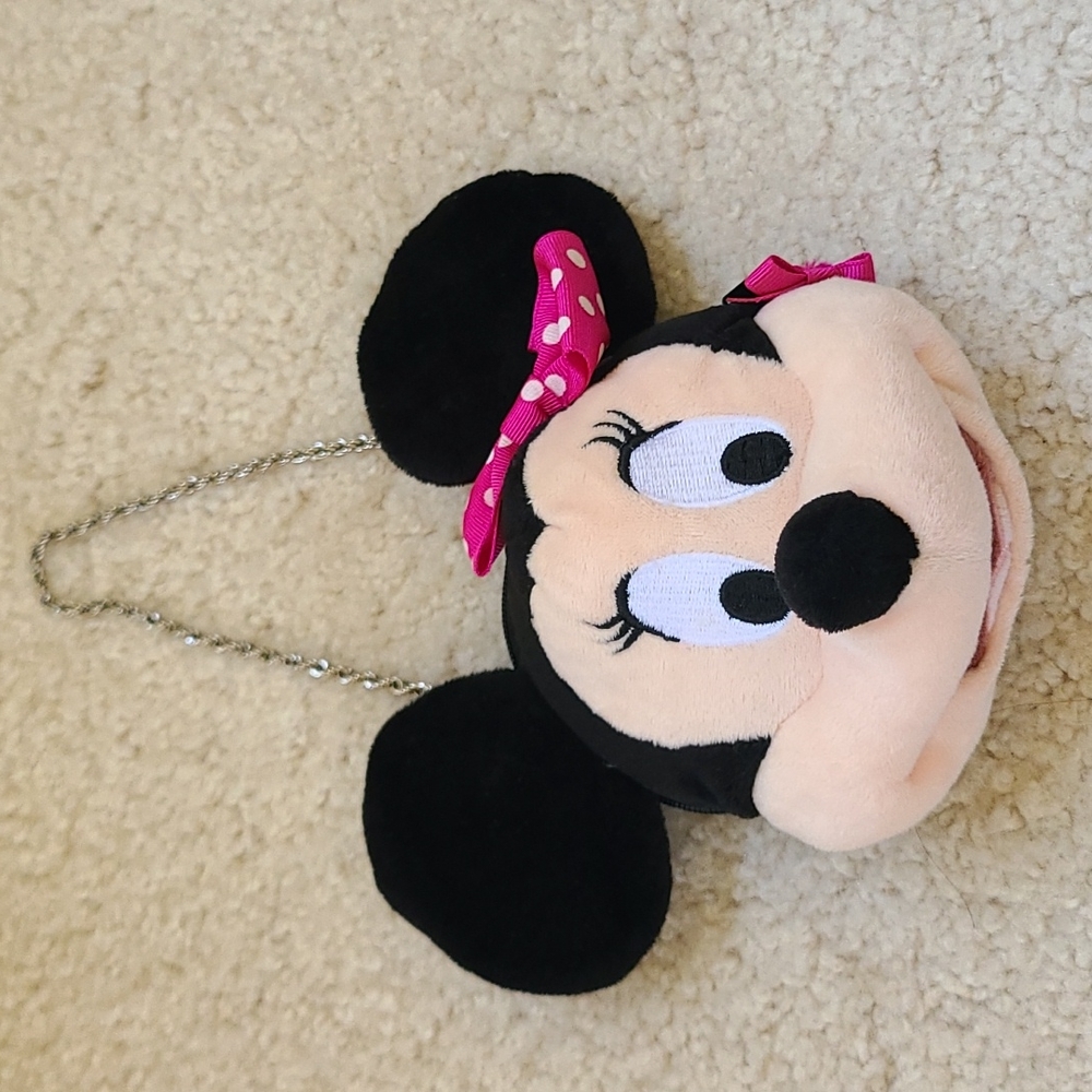 Minnie Mouse mini pouch